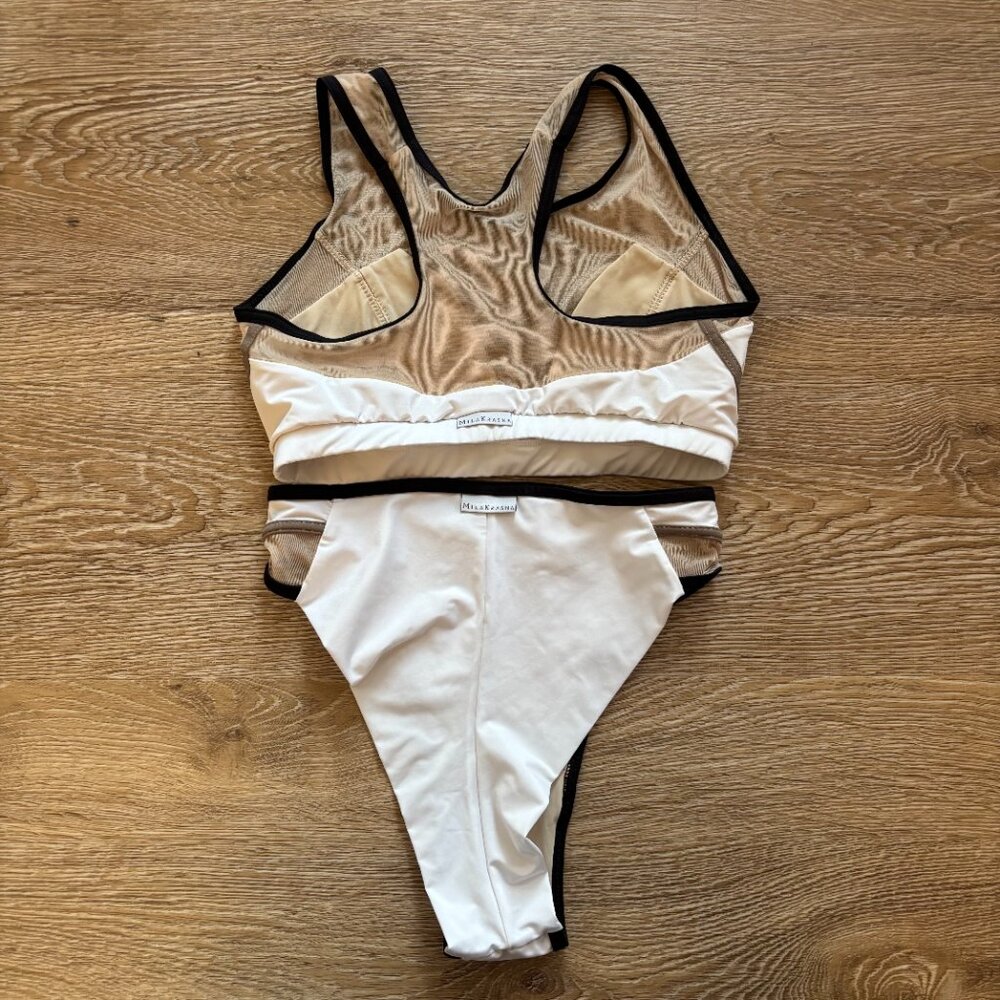 EUC Milakrasna set - White, Size Medium - Picture 2 of 7